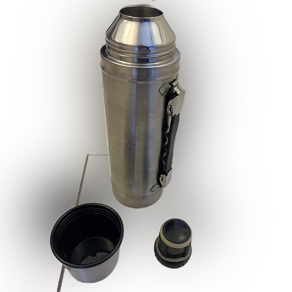 Stainless steel thermo bottle - Picture 9 of 12